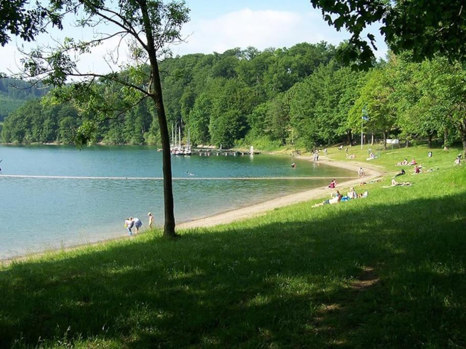 Lena Im Sauerland Direkt Am Hennesee Hébergement de vacances