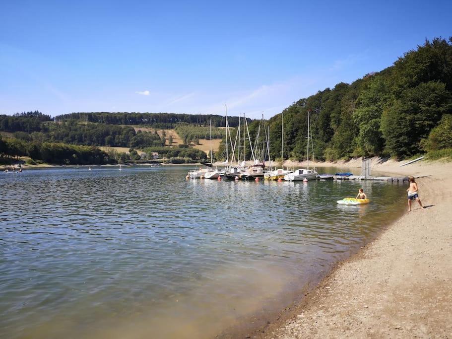 Hébergement de vacances Lena Im Sauerland Direkt Am Hennesee Meschede