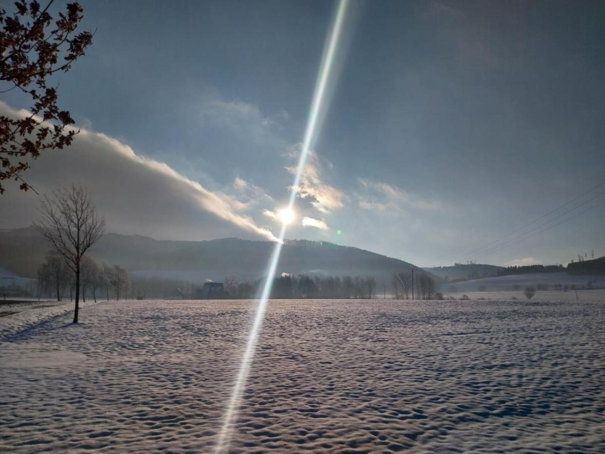 Lena Im Sauerland Direkt Am Hennesee